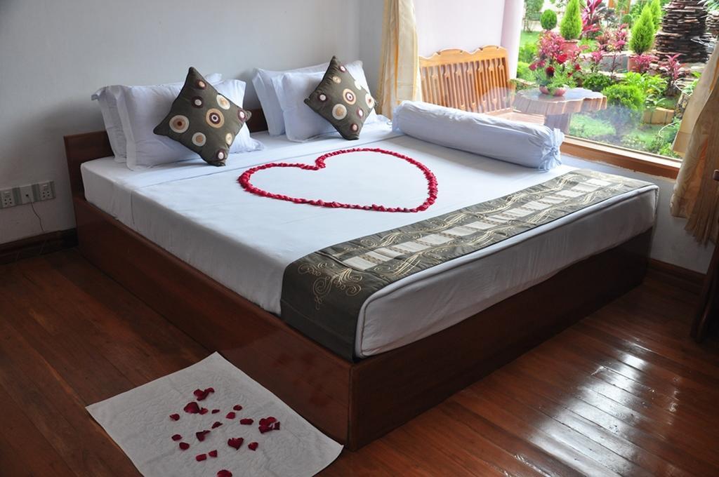 Pann Cherry Hotel Pyin Oo Lwin Szoba fotó